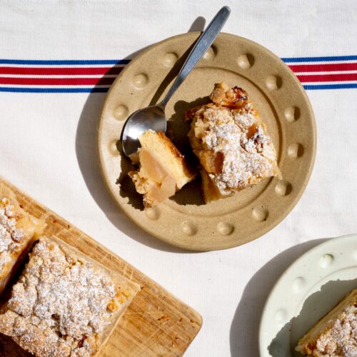 apple cake with shortcrust and streusel